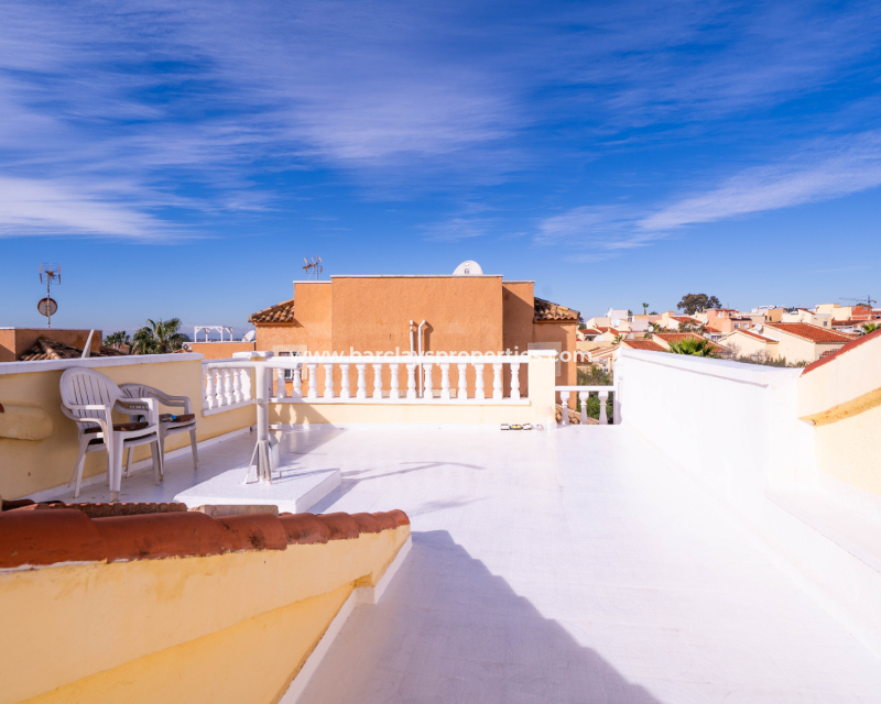 Reventa - Chalet Independiente - Urb. La Marina