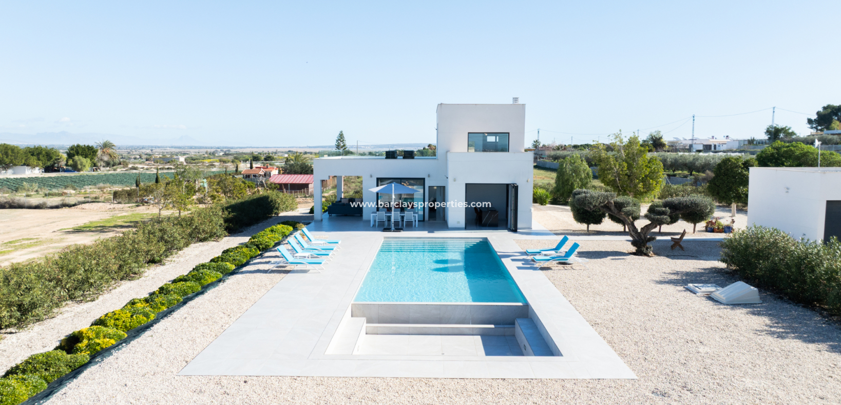 Reventa - Chalet Independiente - Urb. La Marina