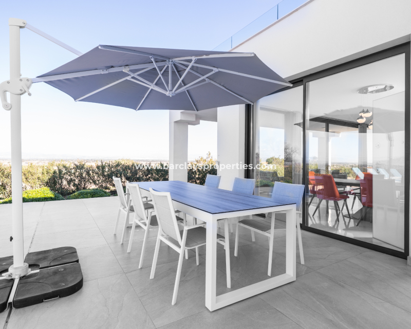 Reventa - Chalet Independiente - Urb. La Marina