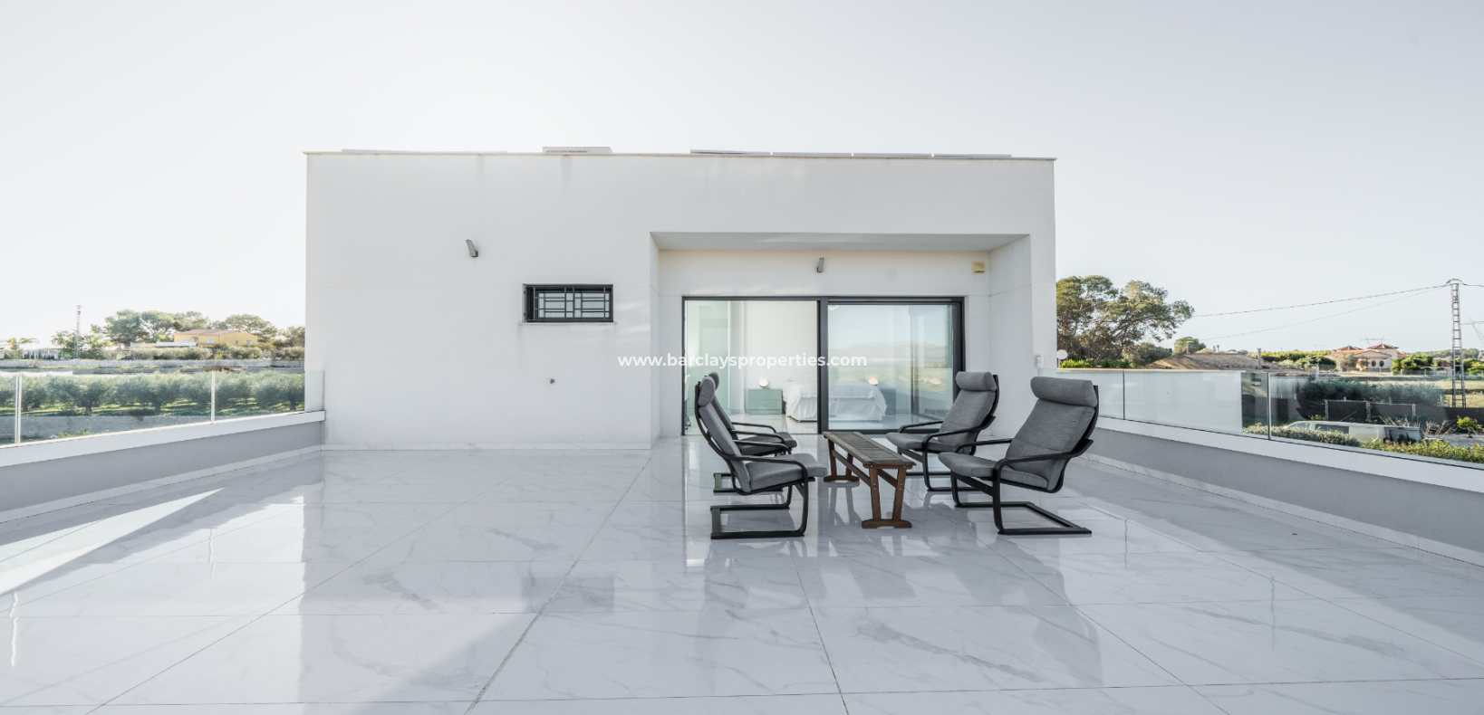 Reventa - Chalet Independiente - Urb. La Marina