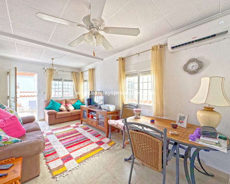 Reventa - Chalet Independiente - Urb. La Marina
