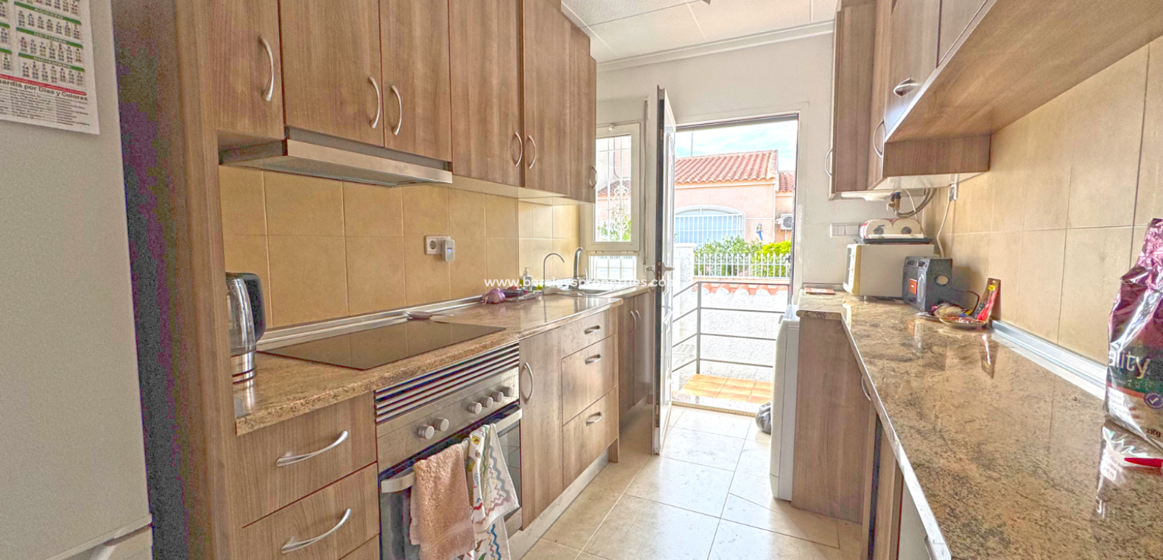 Reventa - Chalet Independiente - Urb. La Marina