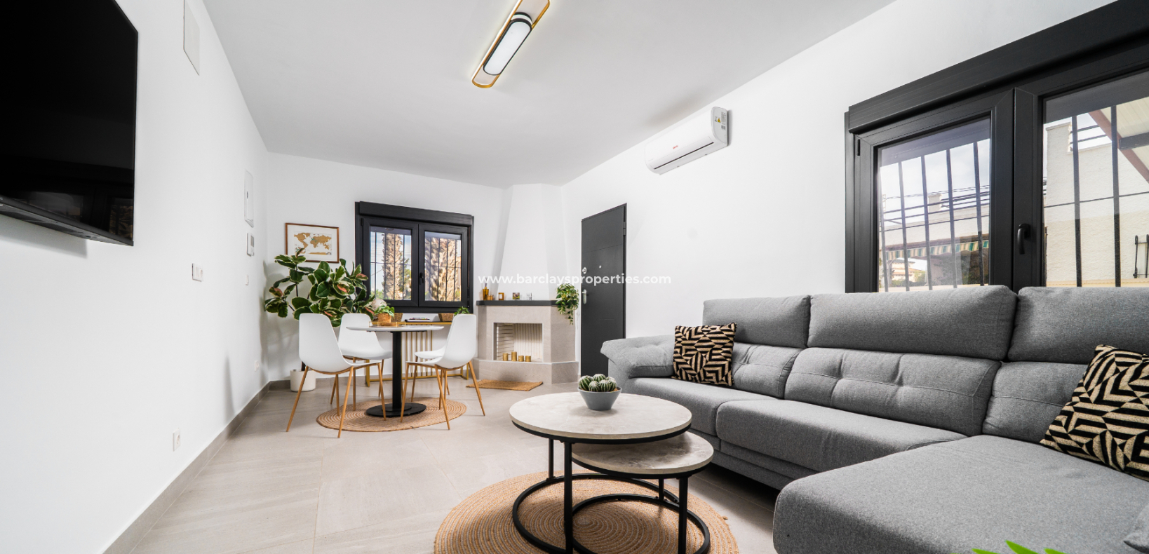 Reventa - Chalet Independiente - Urb. La Marina