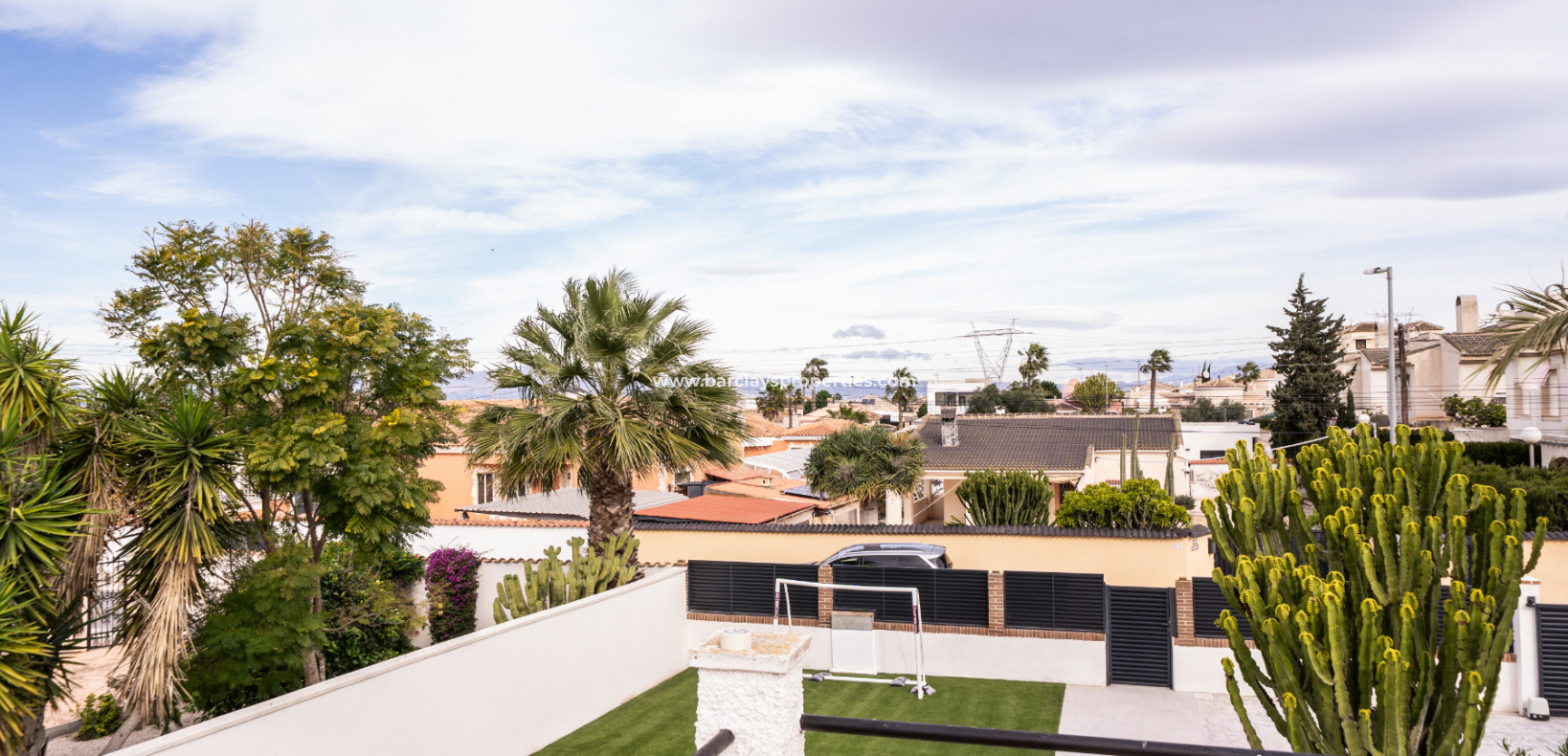 Reventa - Chalet Independiente - Urb. La Marina