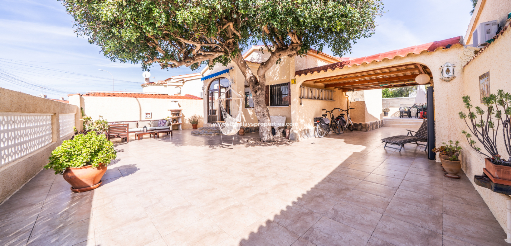 Reventa - Chalet Independiente - Urb. La Marina
