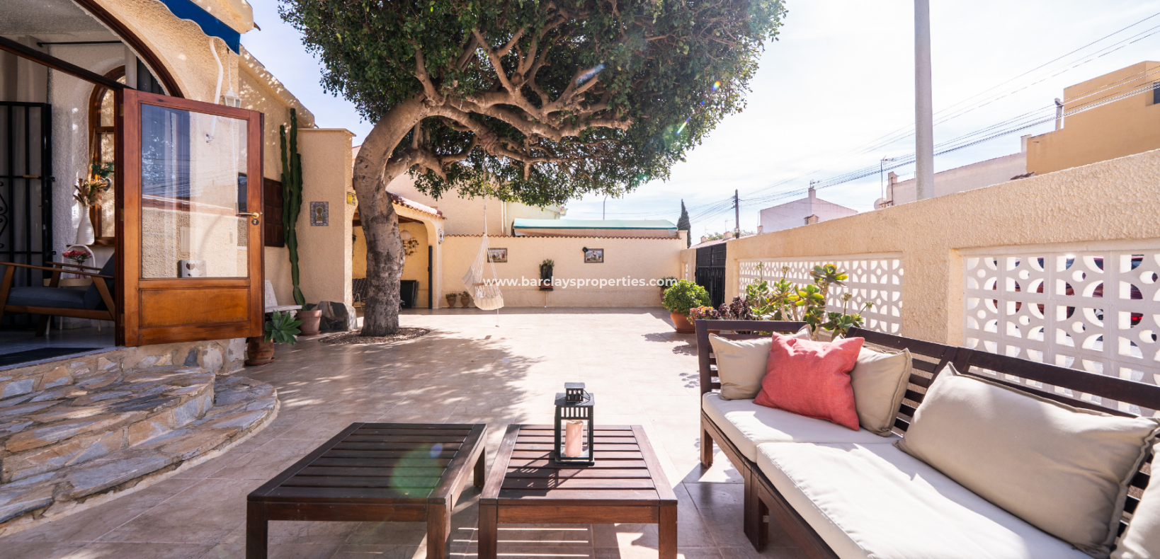 Reventa - Chalet Independiente - Urb. La Marina