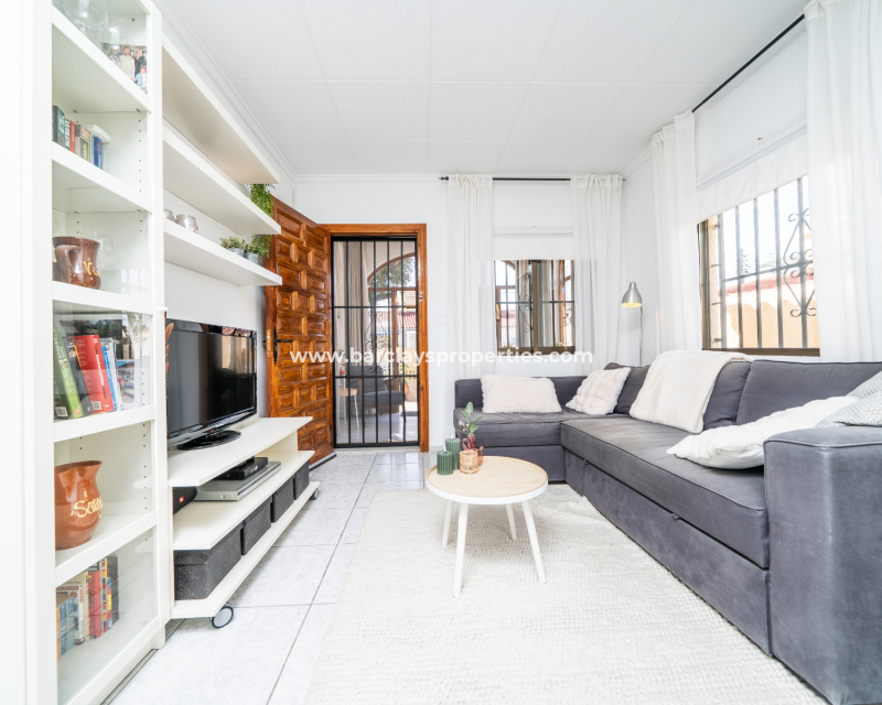 Reventa - Chalet Independiente - Urb. La Marina