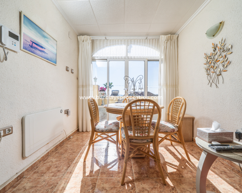 Reventa - Chalet Independiente - Urb. La Marina