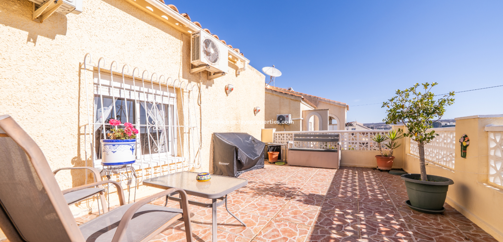 Reventa - Chalet Independiente - Urb. La Marina