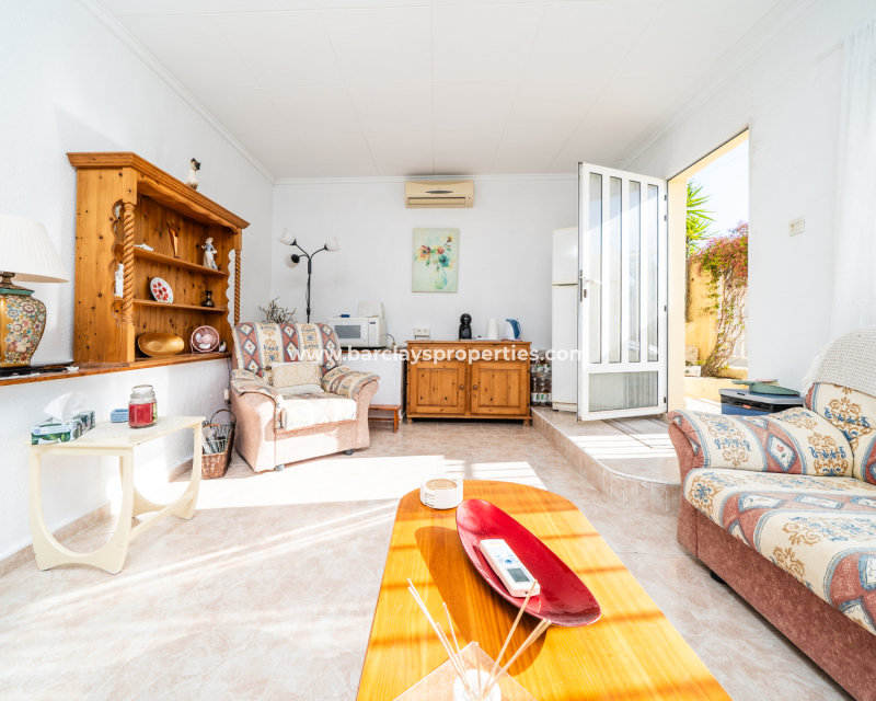Reventa - Chalet Independiente - Urb. La Marina