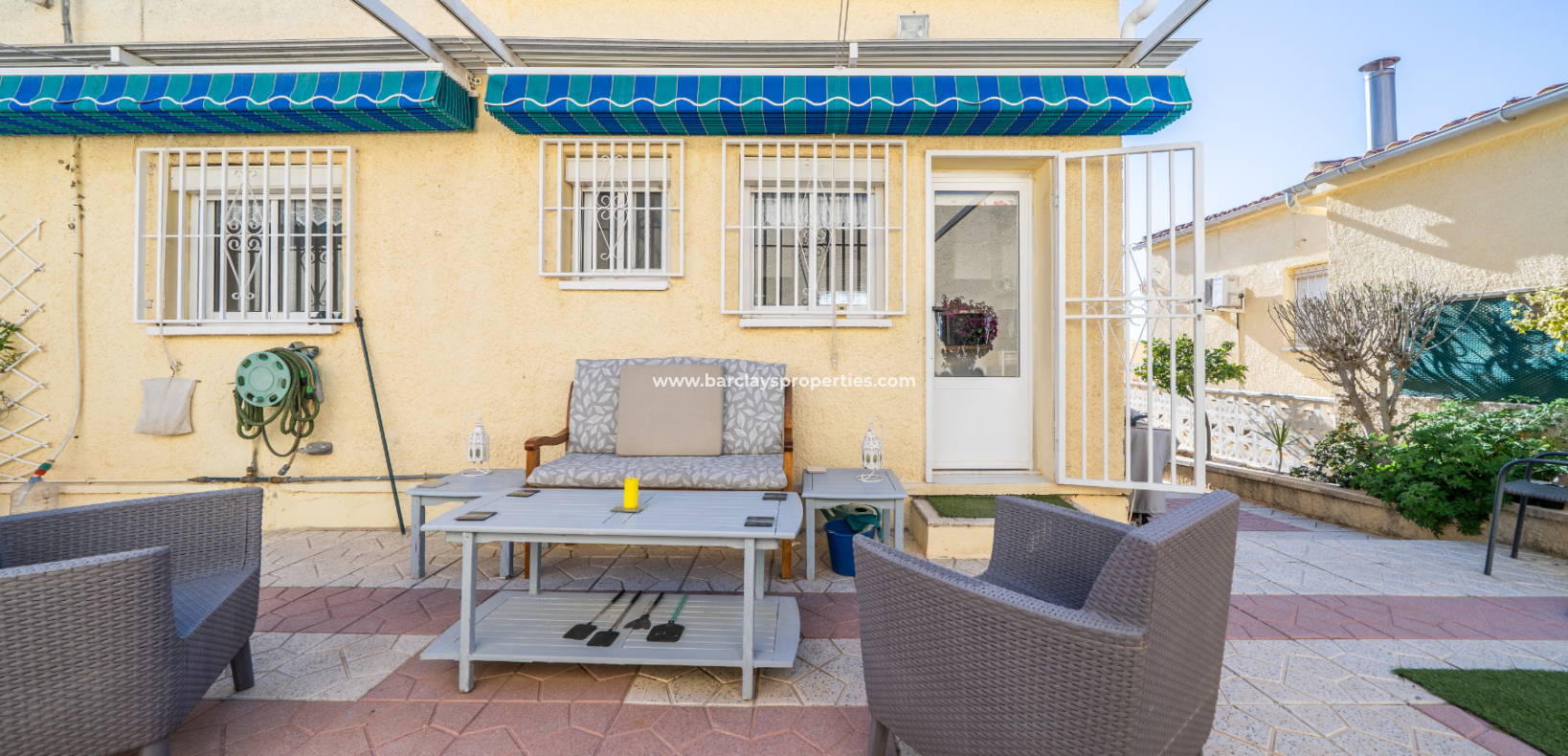 Reventa - Chalet Independiente - Urb. La Marina