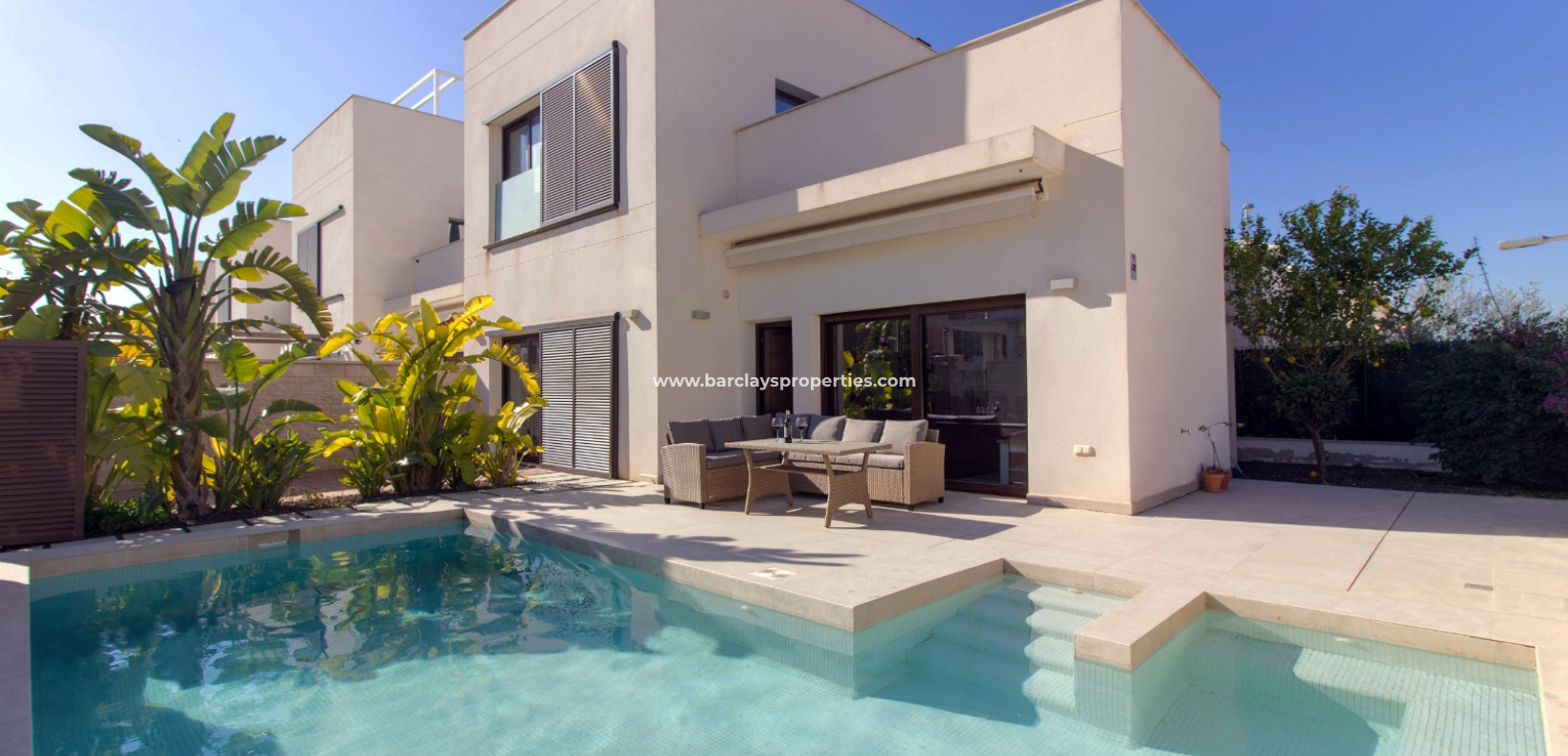 Reventa - Chalet Independiente - Urb. La Marina