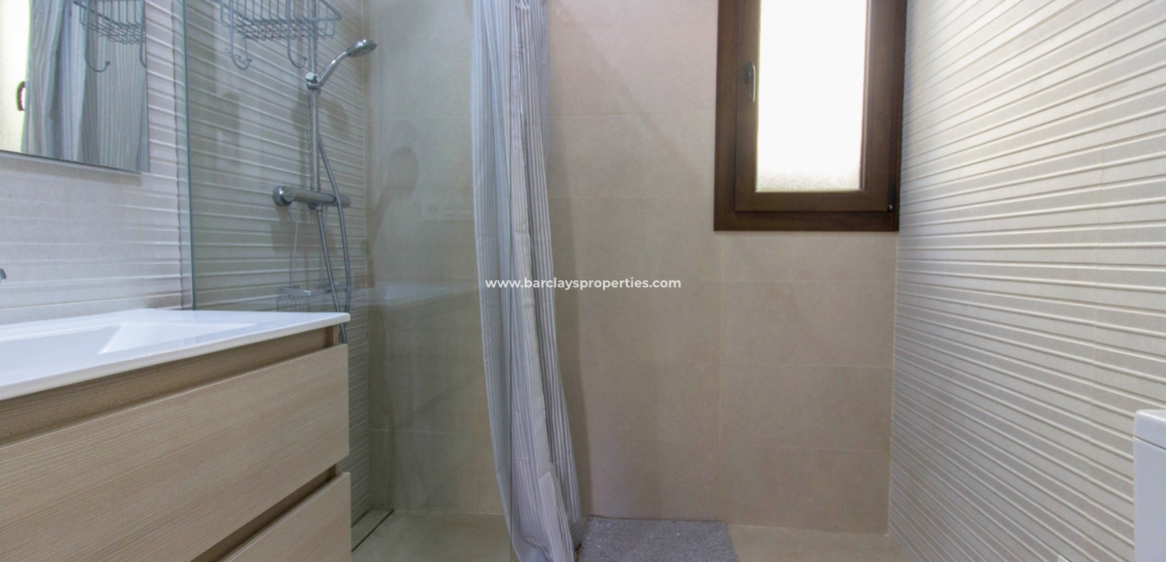 Reventa - Chalet Independiente - Urb. La Marina