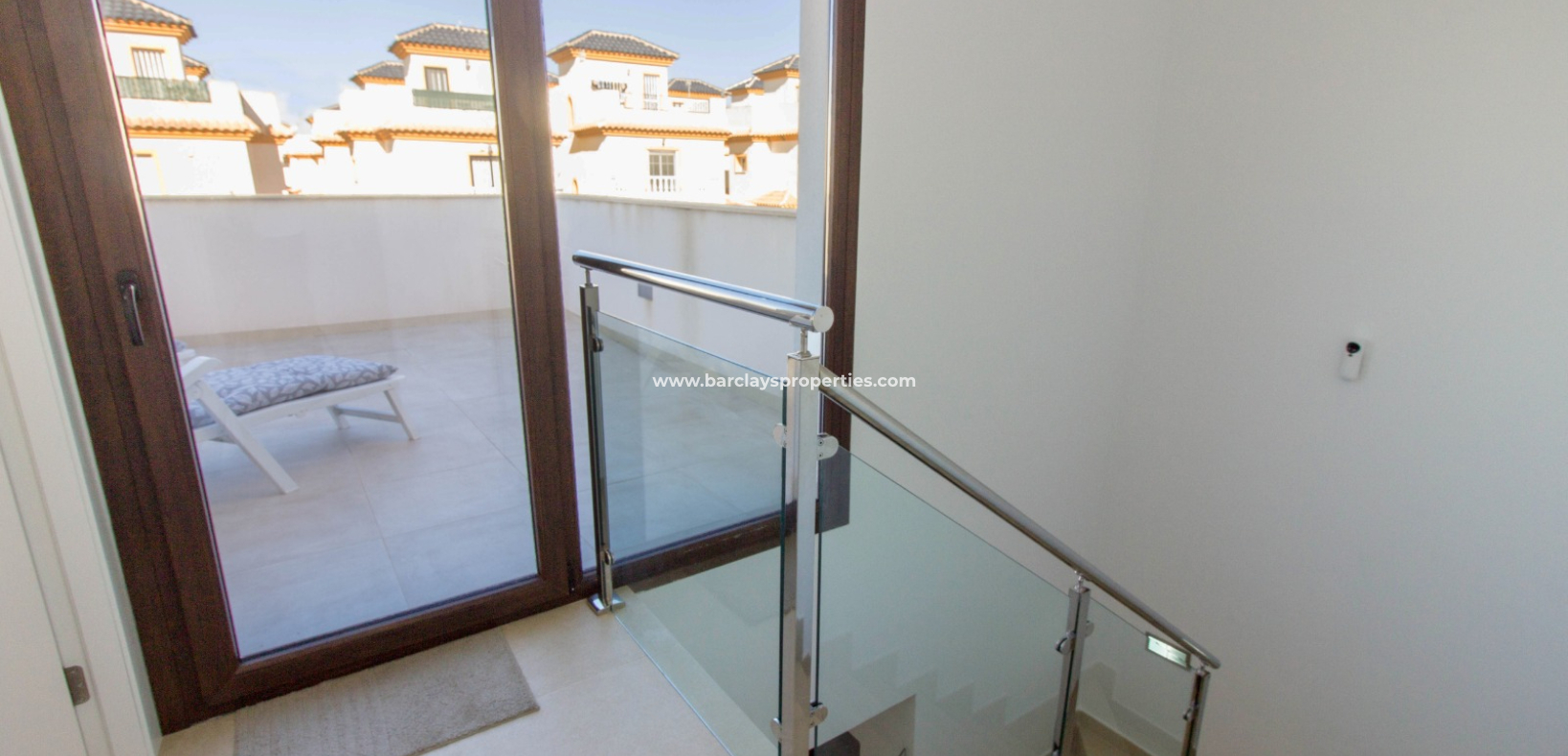 Reventa - Chalet Independiente - Urb. La Marina