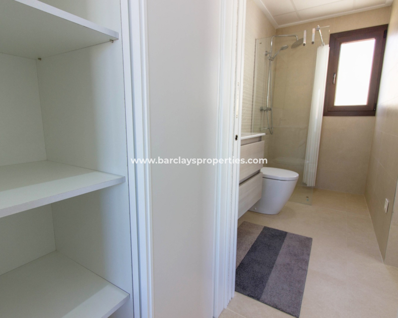 Reventa - Chalet Independiente - Urb. La Marina