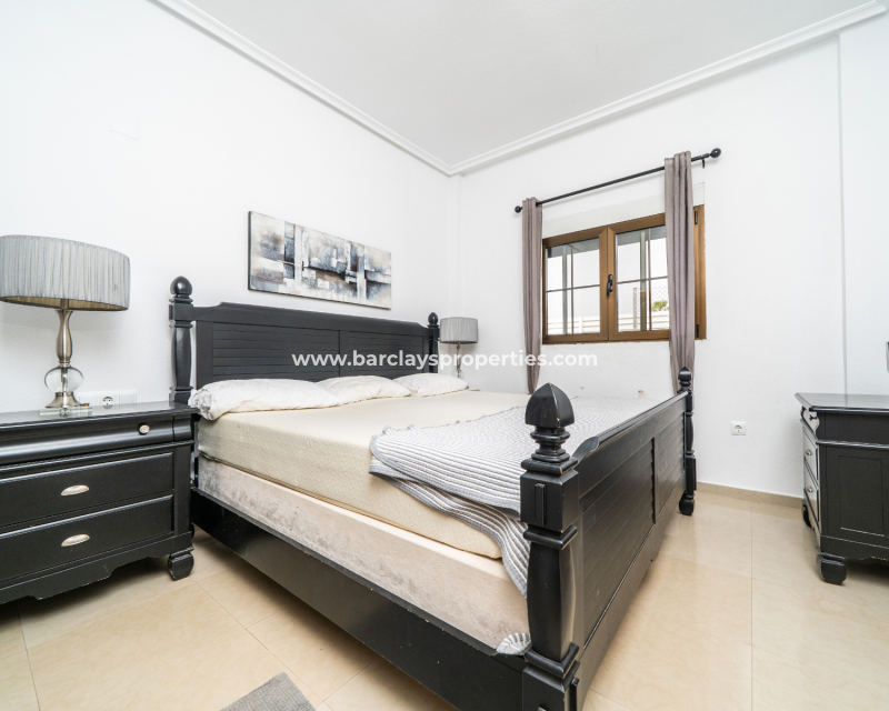 Reventa - Chalet Independiente - Urb. La Marina