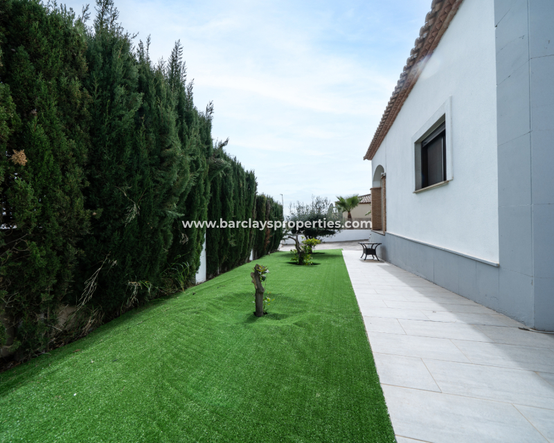 Reventa - Chalet Independiente - Urb. La Marina