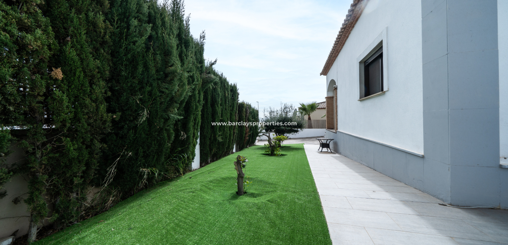 Reventa - Chalet Independiente - Urb. La Marina