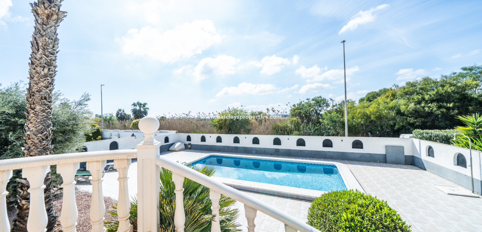Reventa - Chalet Independiente - Urb. La Marina