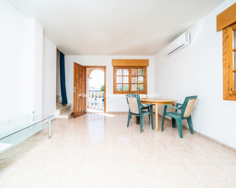 Reventa - Chalet Independiente - Urb. La Marina