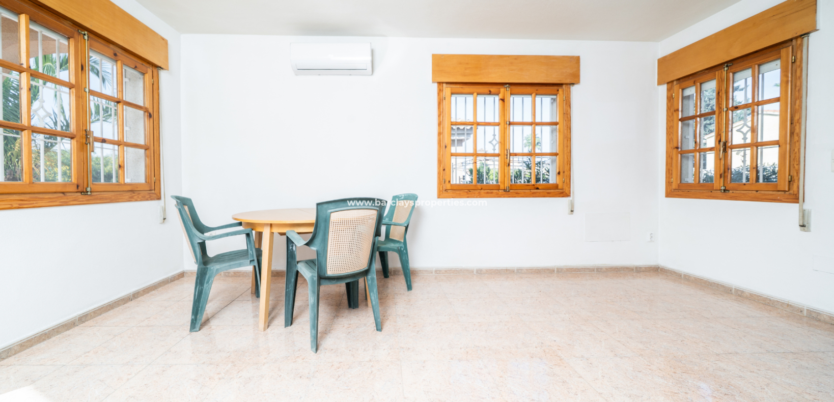 Reventa - Chalet Independiente - Urb. La Marina