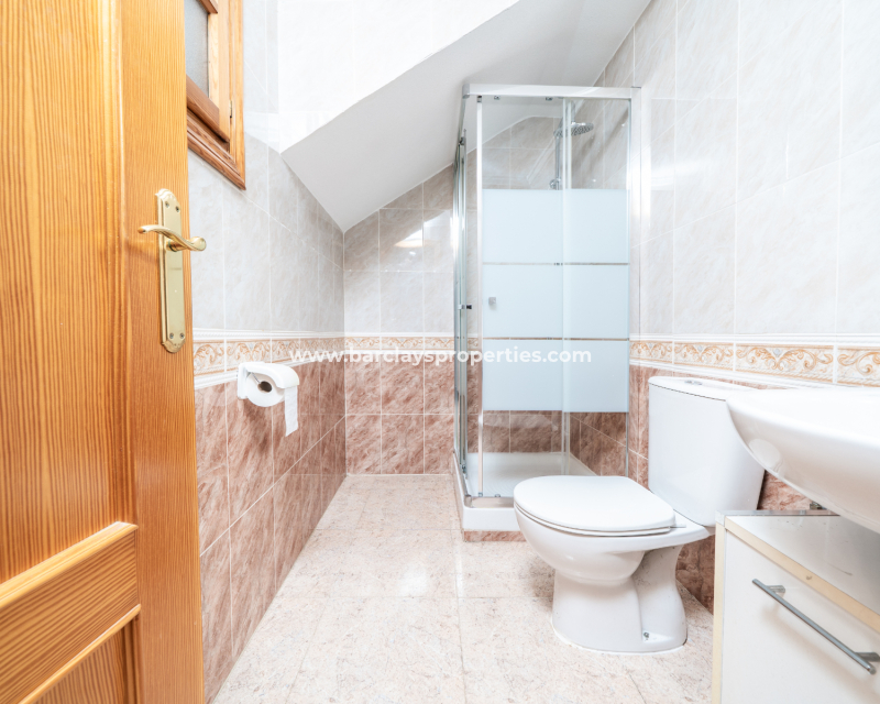 Reventa - Chalet Independiente - Urb. La Marina