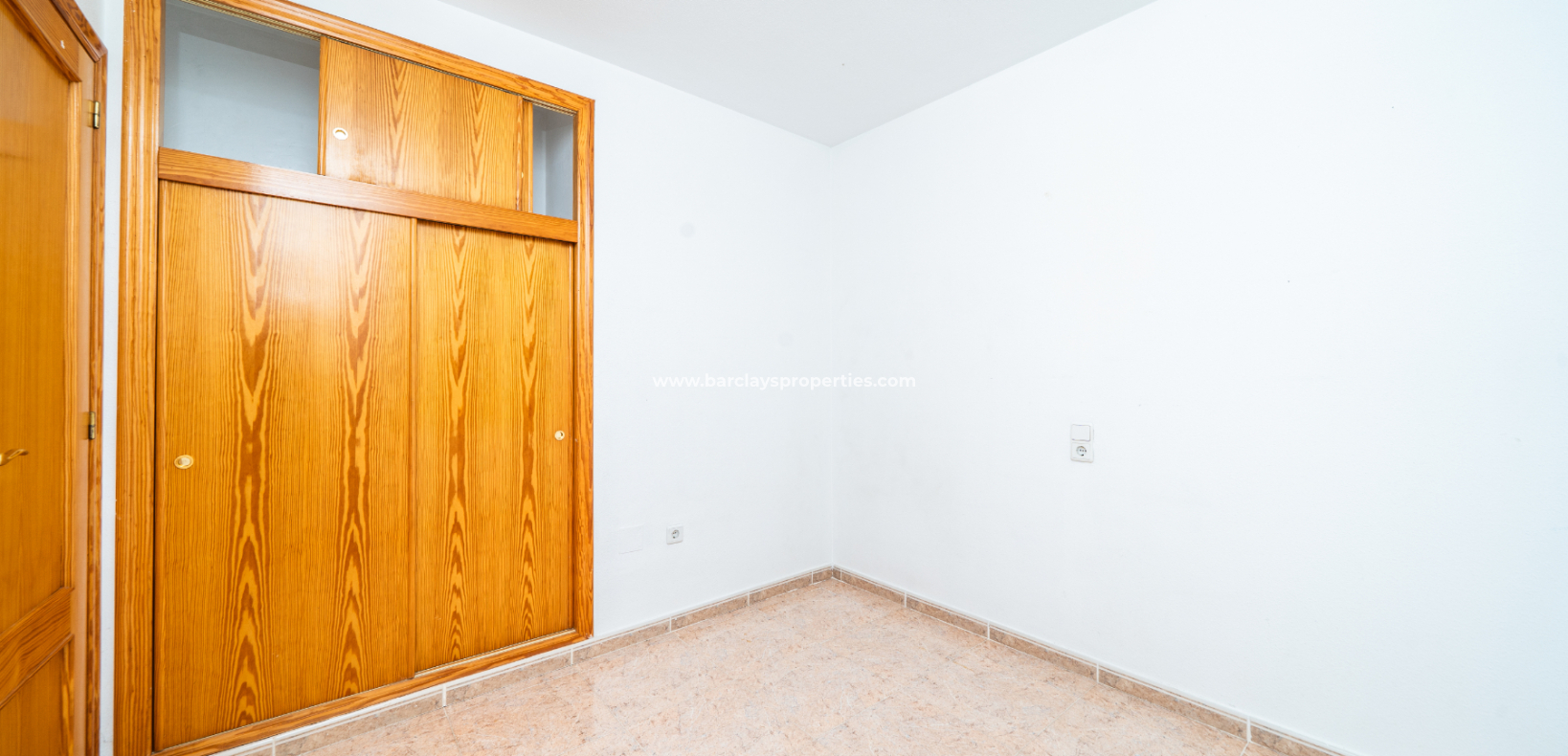 Reventa - Chalet Independiente - Urb. La Marina