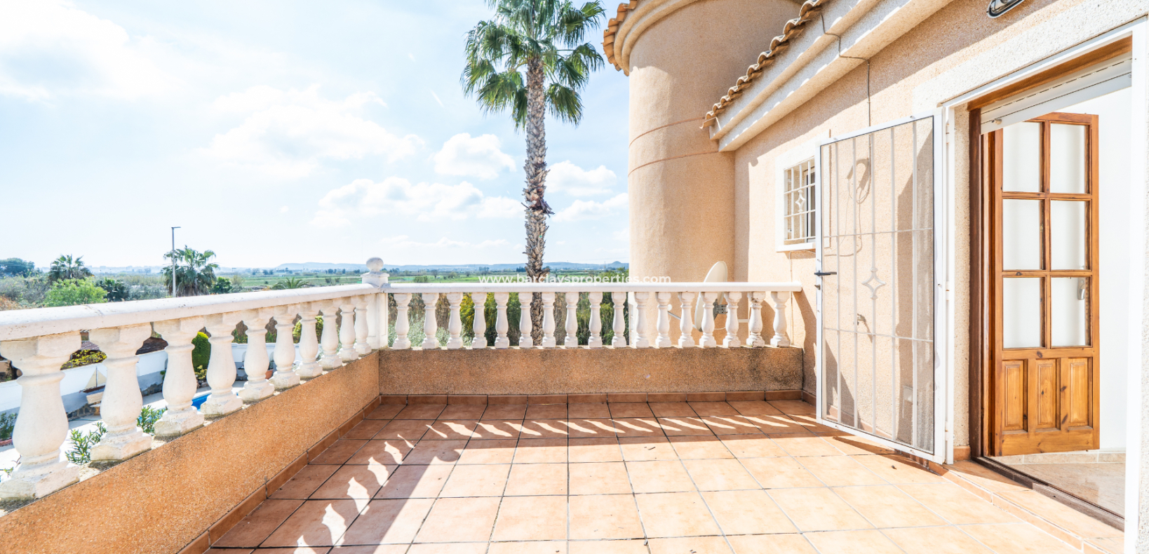 Reventa - Chalet Independiente - Urb. La Marina
