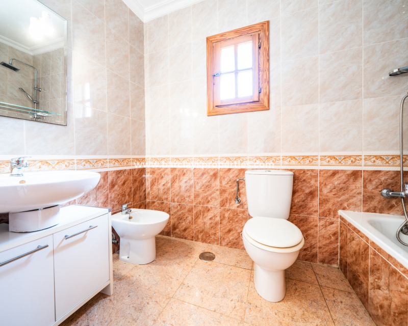 Reventa - Chalet Independiente - Urb. La Marina