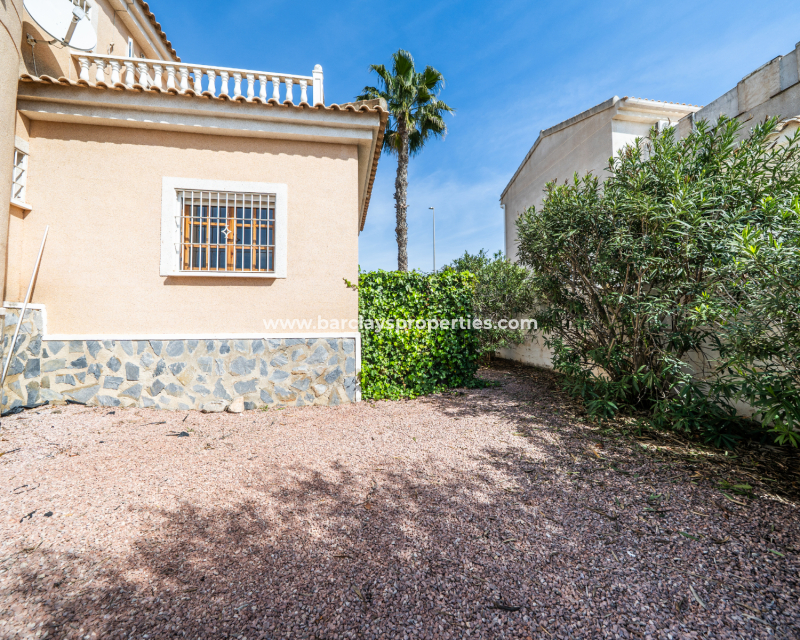 Reventa - Chalet Independiente - Urb. La Marina