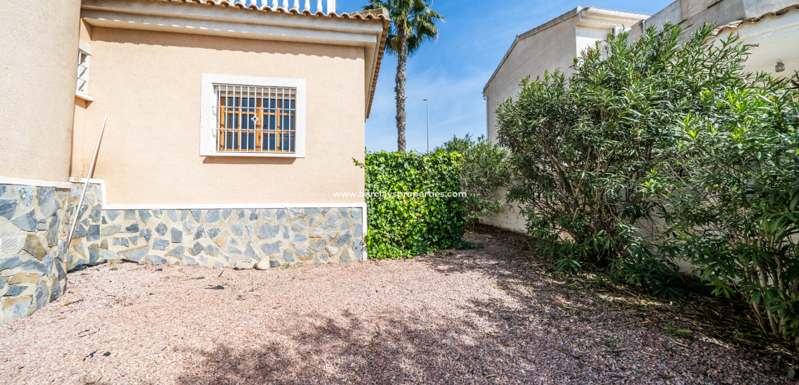 Reventa - Chalet Independiente - Urb. La Marina