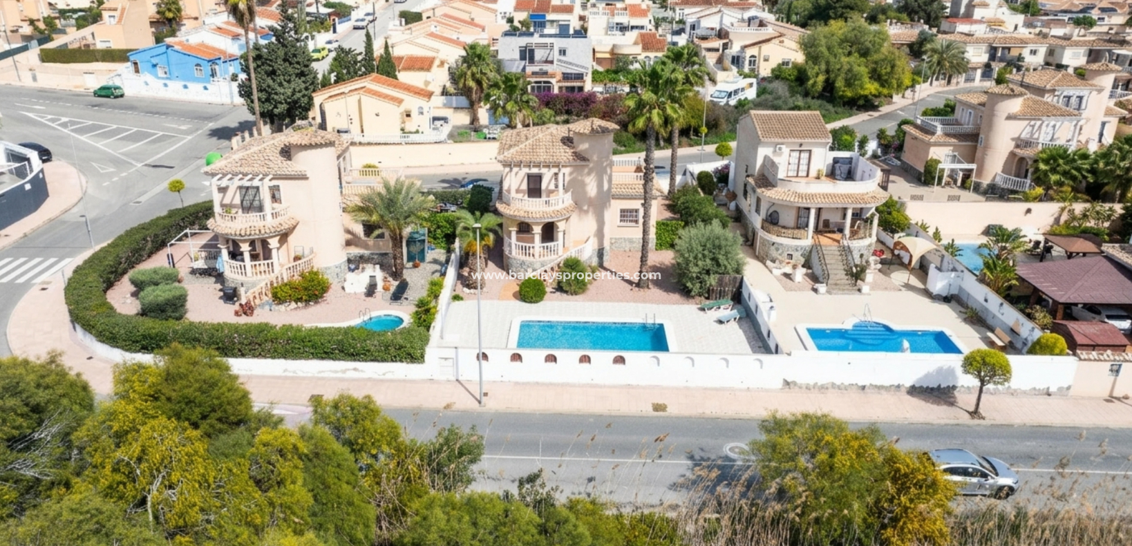 Reventa - Chalet Independiente - Urb. La Marina