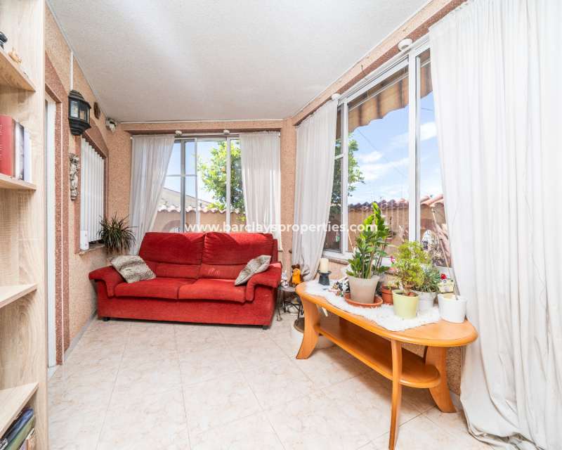 Reventa - Chalet Independiente - Urb. La Marina