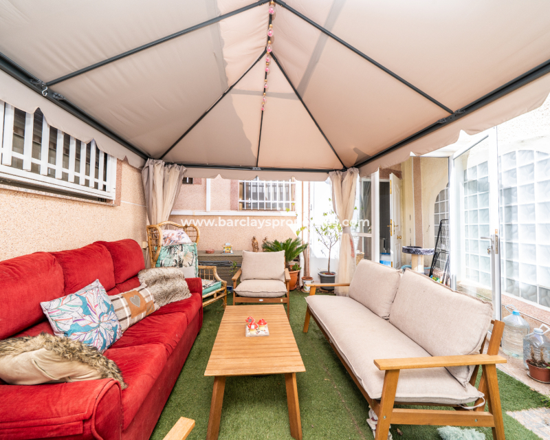 Reventa - Chalet Independiente - Urb. La Marina