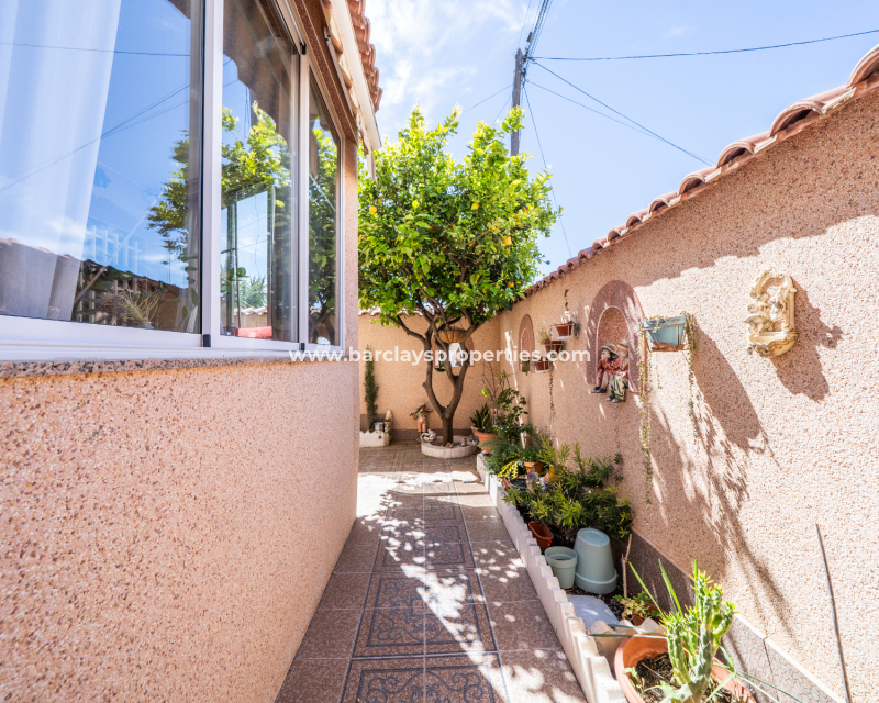 Reventa - Chalet Independiente - Urb. La Marina