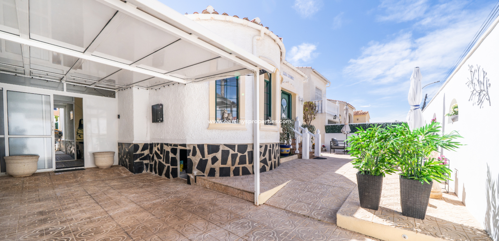 Reventa - Chalet Independiente - Urb. La Marina
