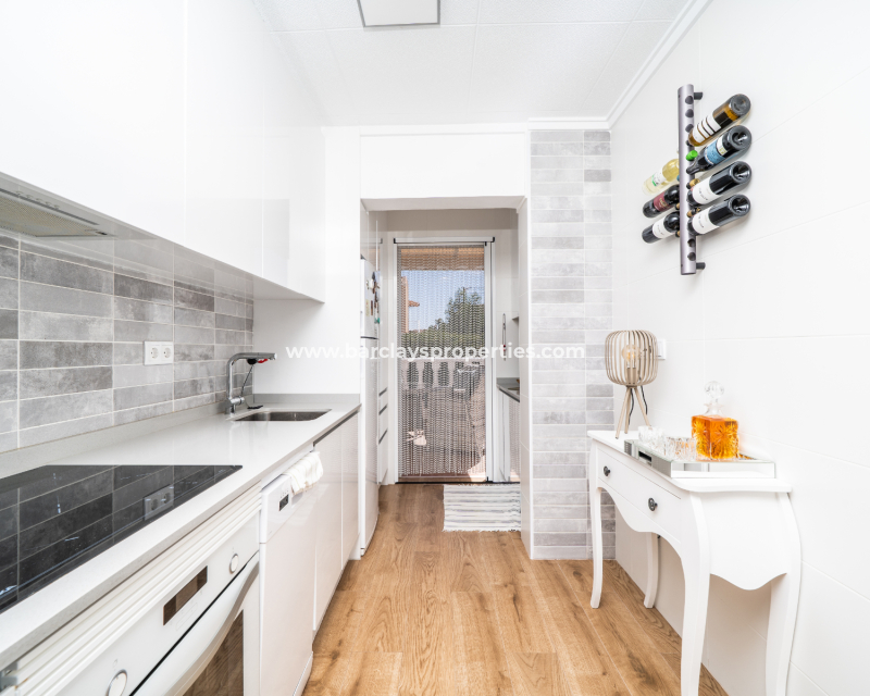 Reventa - Chalet Independiente - Urb. La Marina