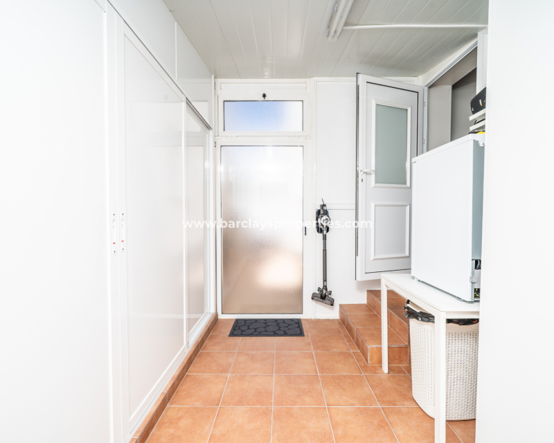 Reventa - Chalet Independiente - Urb. La Marina