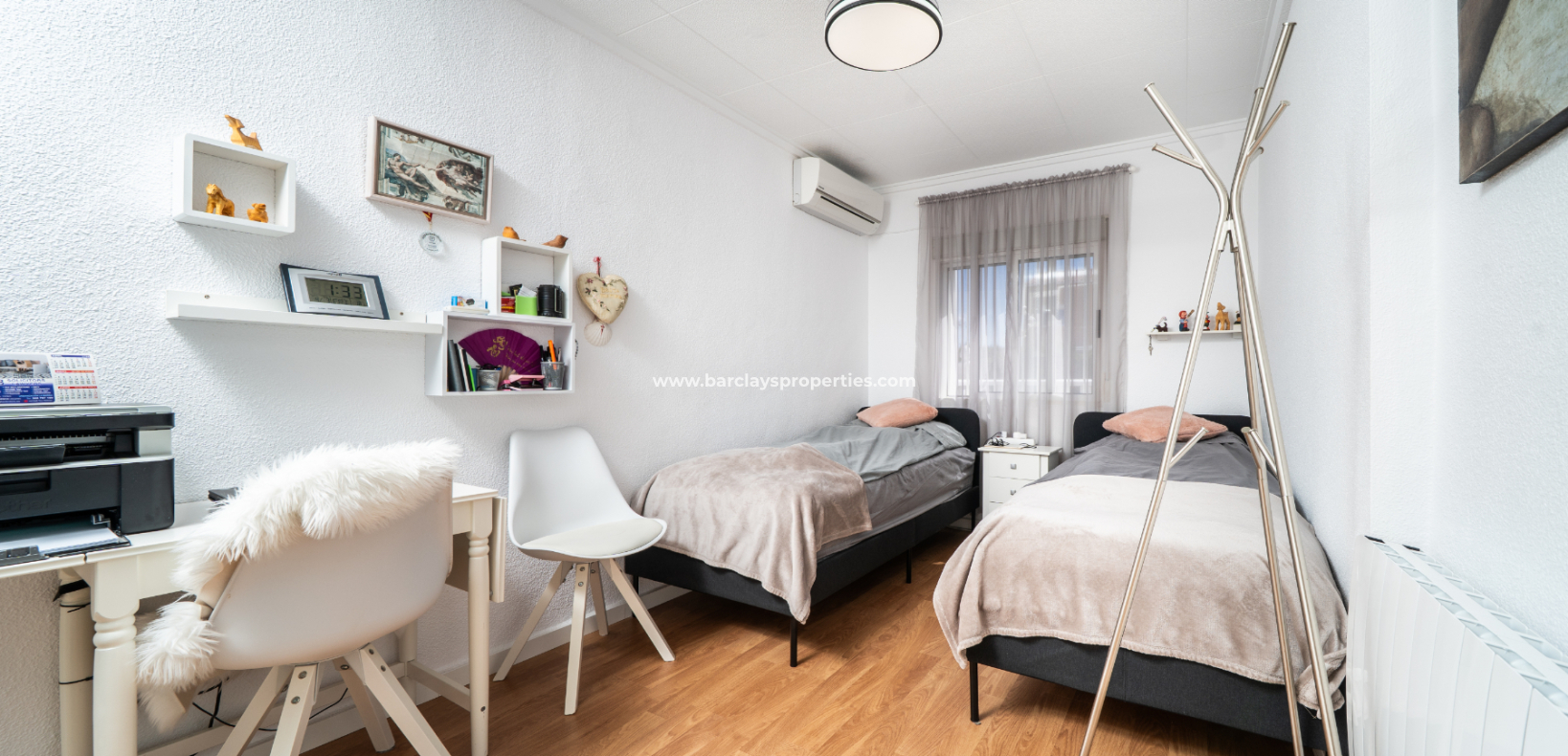Reventa - Chalet Independiente - Urb. La Marina