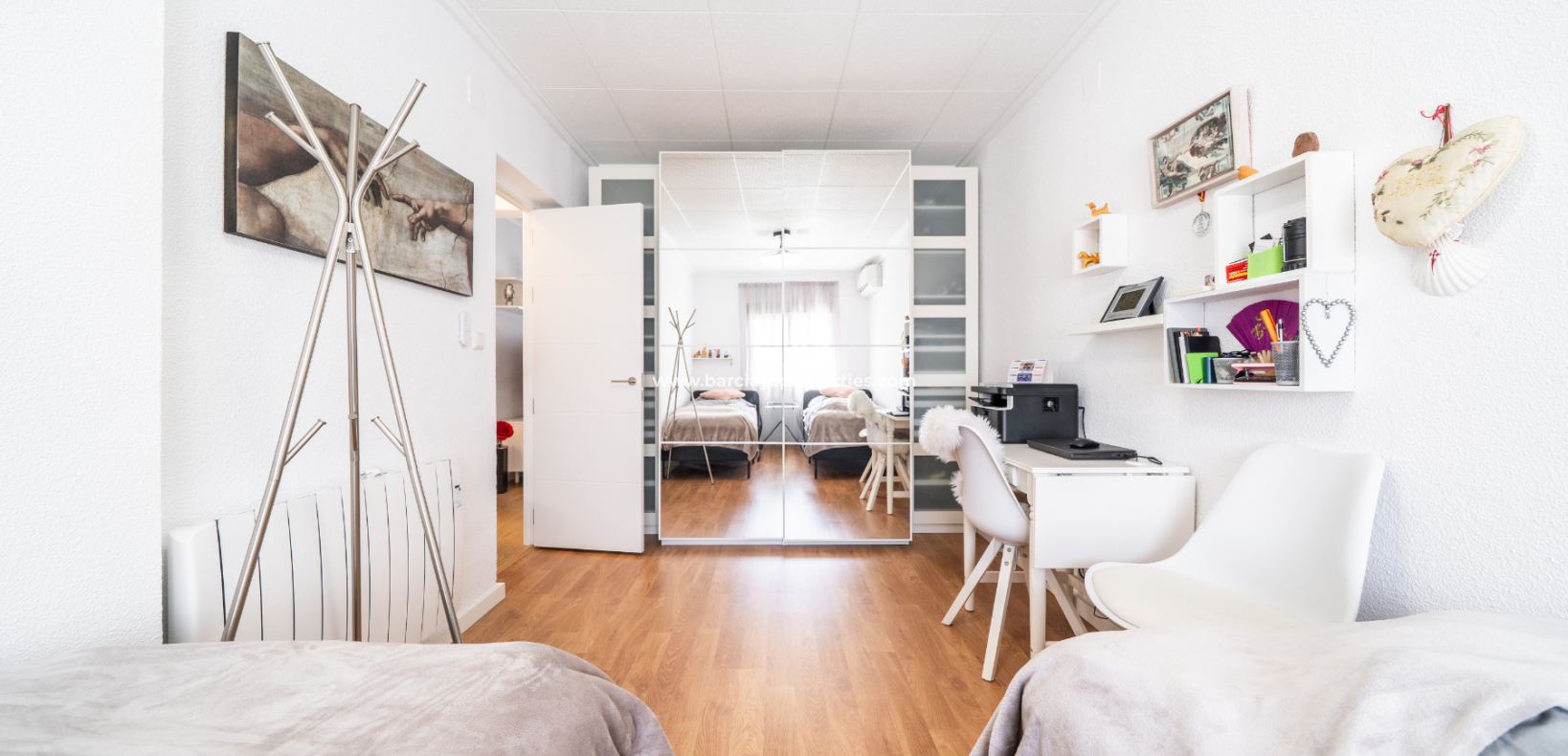 Reventa - Chalet Independiente - Urb. La Marina