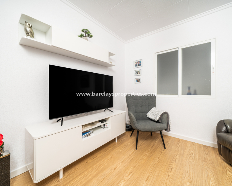 Reventa - Chalet Independiente - Urb. La Marina