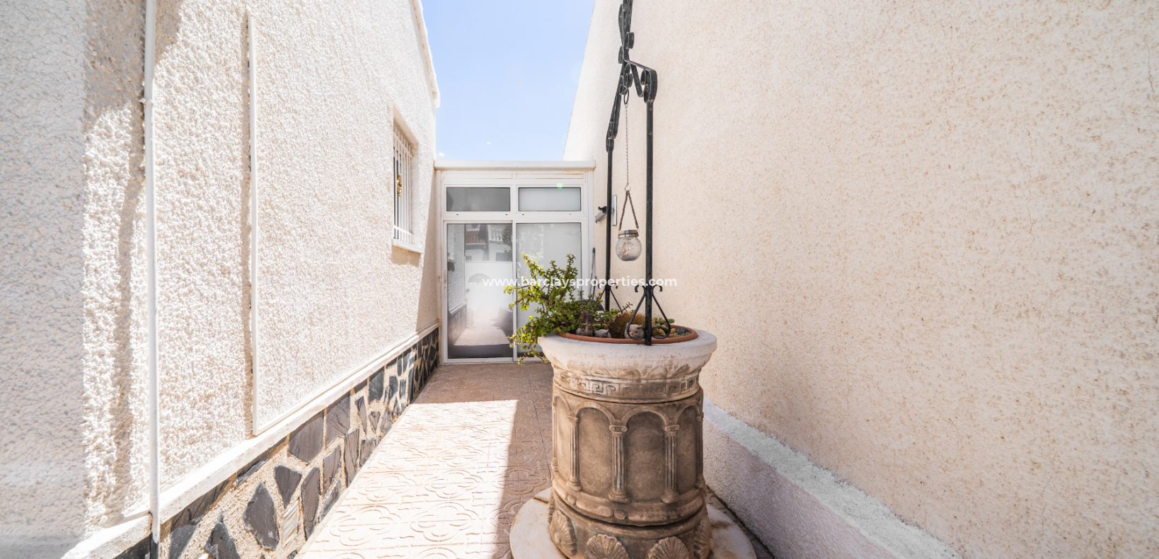 Reventa - Chalet Independiente - Urb. La Marina