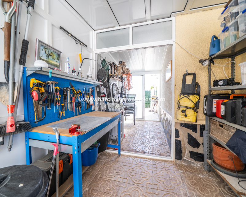Reventa - Chalet Independiente - Urb. La Marina