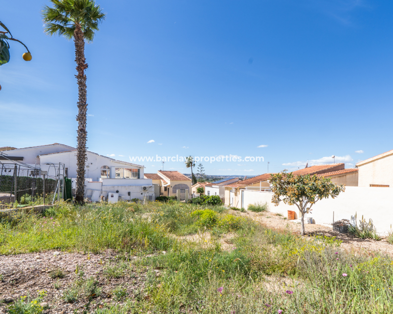 Reventa - Chalet Independiente - Urb. La Marina