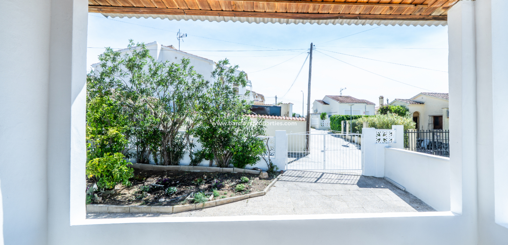 Reventa - Chalet Independiente - Urb. La Marina