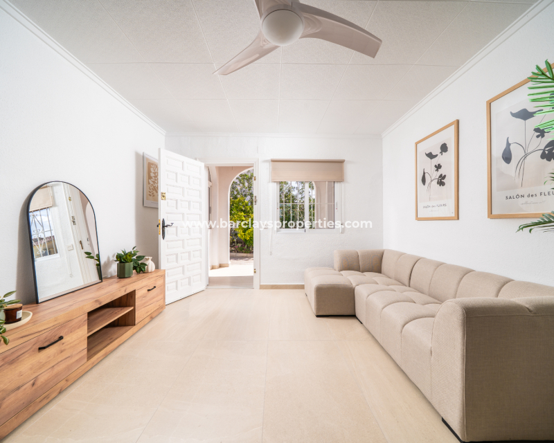 Reventa - Chalet Independiente - Urb. La Marina