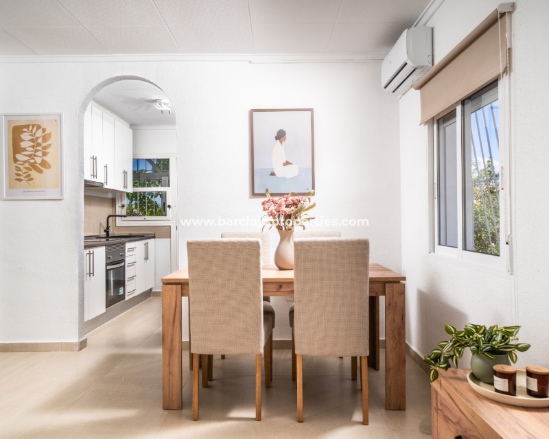 Reventa - Chalet Independiente - Urb. La Marina