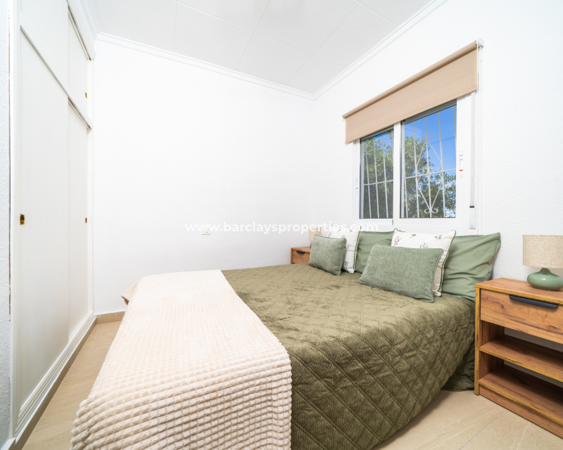 Reventa - Chalet Independiente - Urb. La Marina