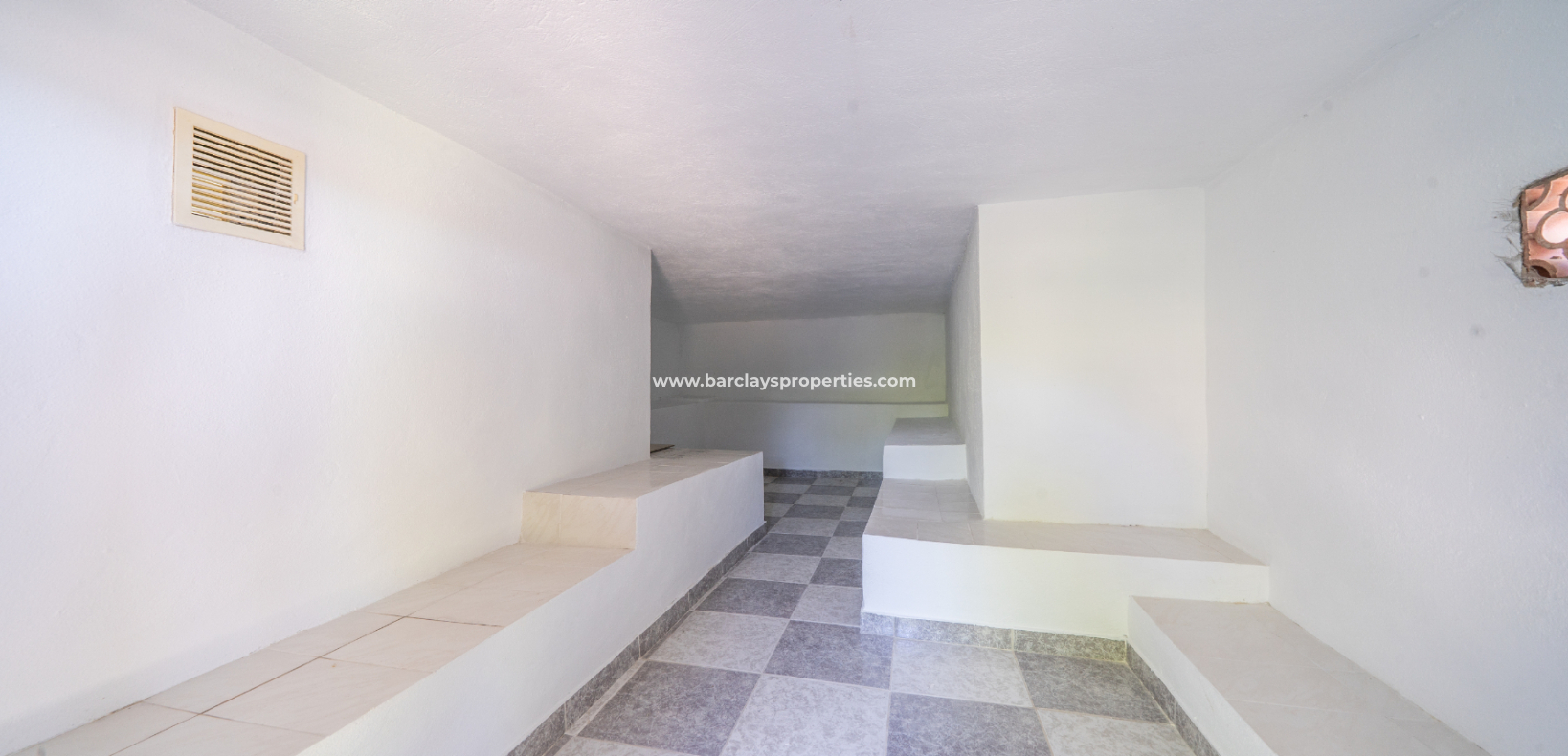 Reventa - Chalet Independiente - Urb. La Marina