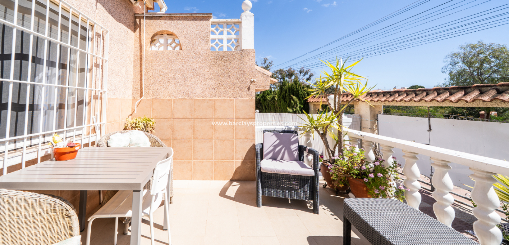Reventa - Chalet Independiente - Urb. La Marina